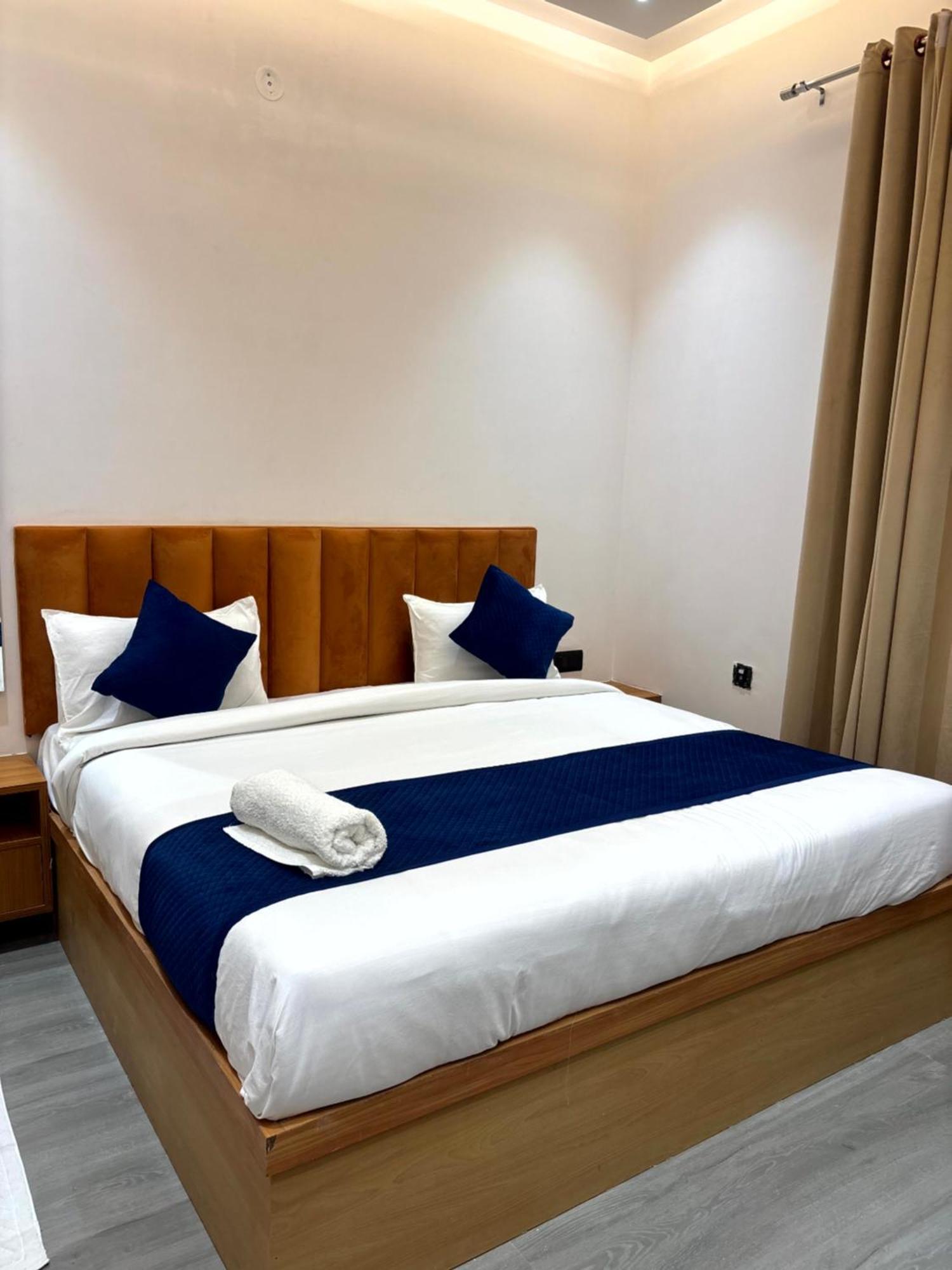 Hotel Taj Way By Jyoti Villa Agra  Dış mekan fotoğraf