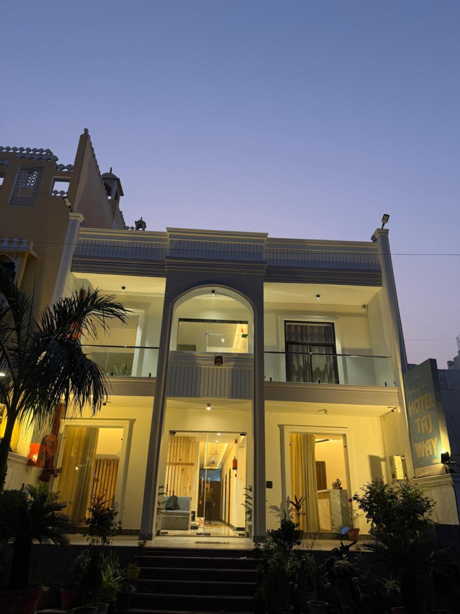 Hotel Taj Way By Jyoti Villa Agra  Dış mekan fotoğraf